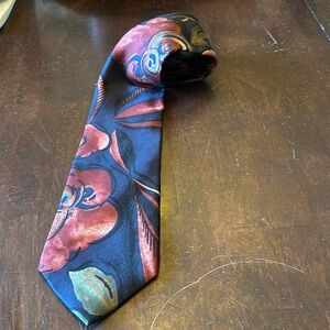 Vintage Mario Valentino 100% Italian Silk Tie
